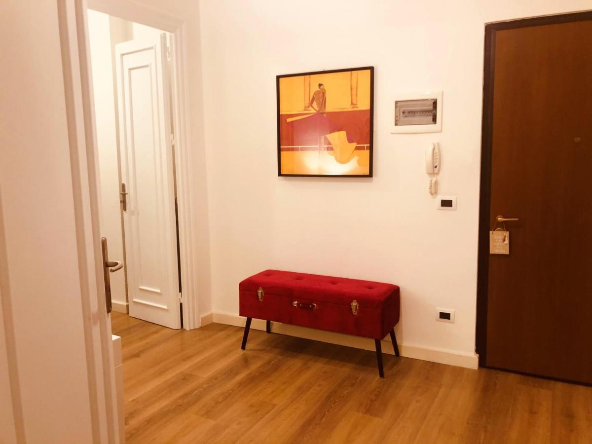 Luminosissimo Nel Centro Di Appartamento